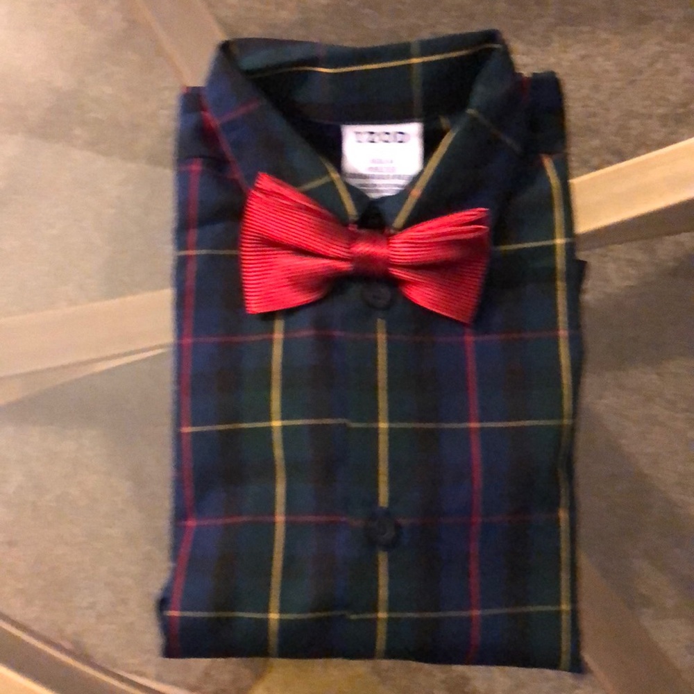Izod Long Sleeve shirt